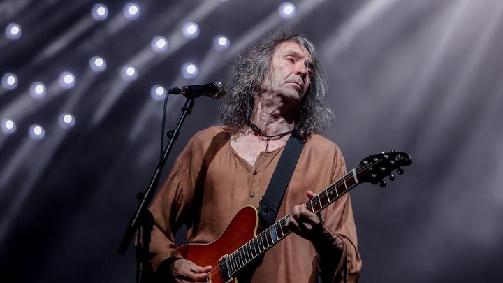 Muere Robe Iniesta, el líder de Extremoduro, a los 63 años