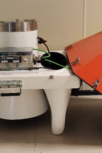 Vehículo autónomo desarrollado por la Universidad Complutense de Madrid para analizar el agua de los embalses