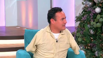 Jesús, el artista que transforma la focomelia en fuerza y creatividad