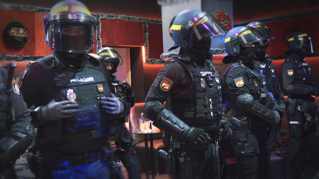 Macro redada en una discoteca de Carabanchel llevada a cabo por la Brigada Provincial de Extranjería y Fronteras