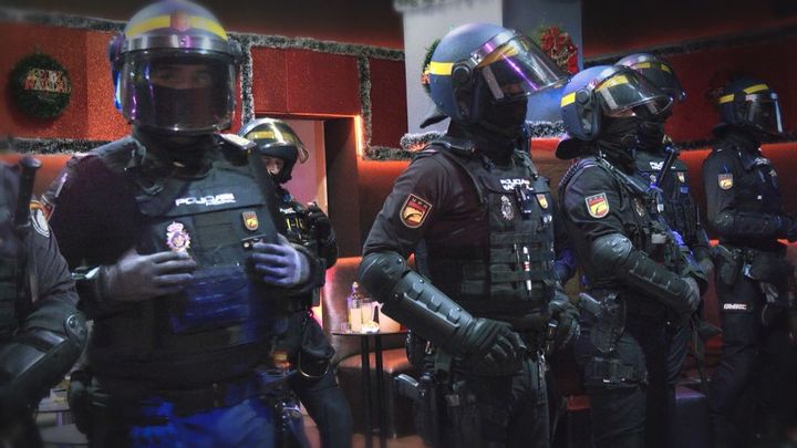 Macro redada en una discoteca de Carabanchel llevada a cabo por la Brigada Provincial de Extranjería y Fronteras