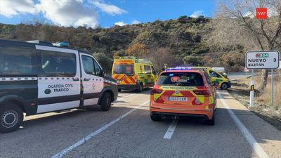 Herido muy grave un motorista de 66 años tras perder el control de su moto y salir despedido en Villar del Olmo