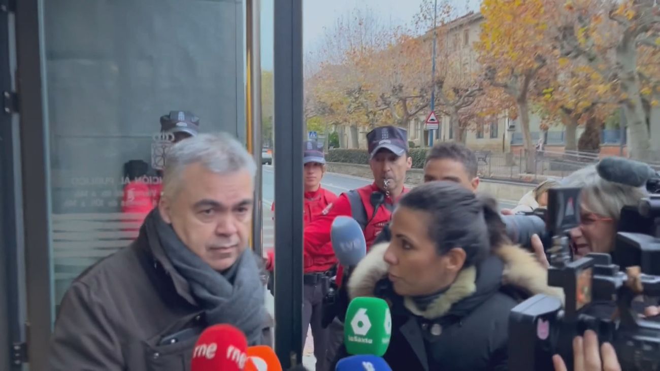 Santos Cerdán vuelve a firmar en el juzgado y asegura no saber nada sobre los presuntos amaños en la SEPI