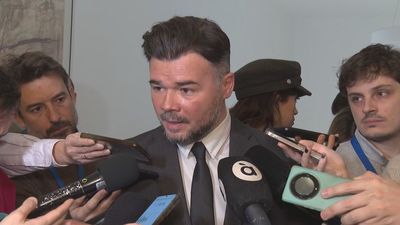 Rufián pide una reunión con Sánchez porque "pensar que todo es una conspiración no cuela"