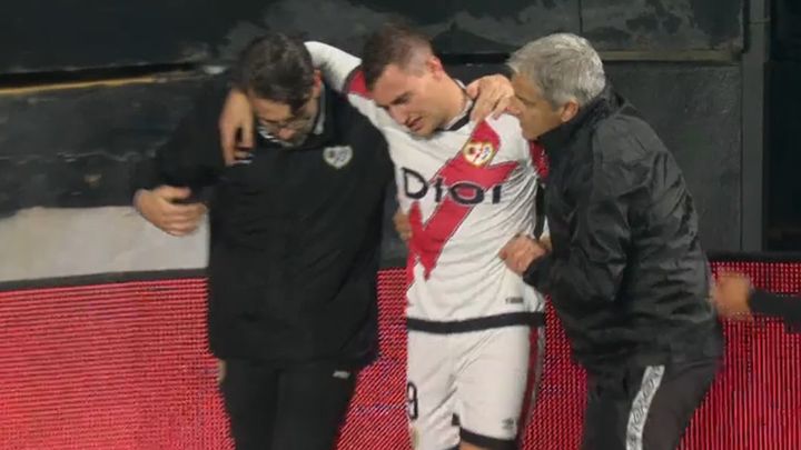 El Rayo Vallecano descarta una lesión grave de Jorge de Frutos