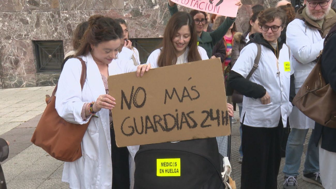 Los sindicatos médicos, enfrentados por el acuerdo con Sanidad