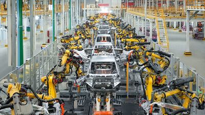 El sector del automóvil respira: los coches diésel y gasolina podrán convivir con los eléctricos