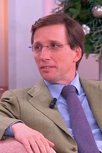 Almeida vive la Navidad en Madrid "con la misma ilusión que de niño"