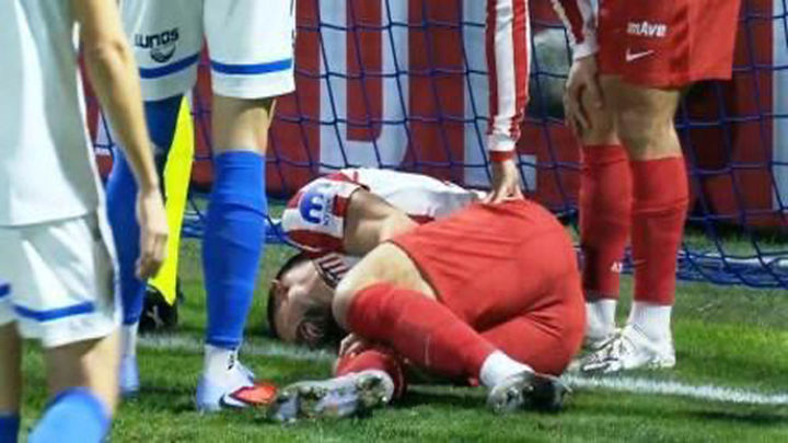 Lenglet sufre un esguince de alto grado en su rodilla derecha