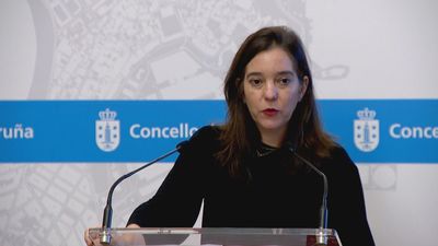 Dos execoncejalas del PSOE denuncian por acoso laboral a la alcaldesa de La Coruña y a su número dos