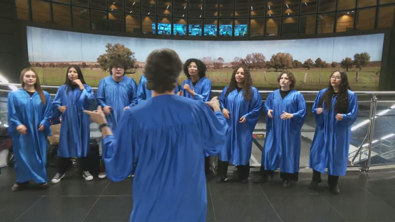 El góspel inunda el metro de Madrid por Navidad