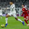 2-0. El Real Madrid respira ante el Sevilla con Mbappé igualando el récord de Cristiano