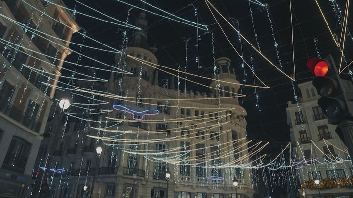 ¿Quién ilumina la Navidad? El secreto tras las luces de Madrid