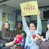 La lotera que ha vendido el Gordo en Madrid: "Ha sido muy repartido, más de lo que pensaba"