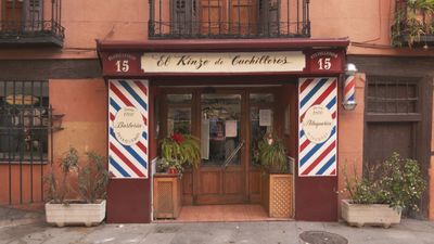 La barbería más antigua de Madrid, obligada a cerrar en plena Navidad