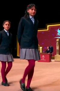 Nervios, disfraces y anécdotas: así se vivió el sorteo de la Lotería de Navidad en el Teatro Real