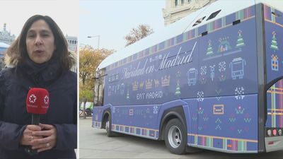 Llega a Madrid el autobús de la Navidad, la nueva iniciativa de la EMT para dejar las cartas a los Reyes Magos