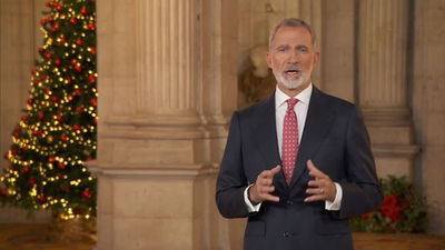 Felipe VI apela a la convivencia democrática en su mensaje navideño, recordando los 40 años en la UE y los 50 de la Transición