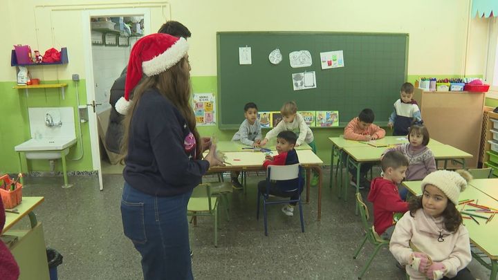 La Comunidad de Madrid abre 105 colegios en Navidad para facilitar la conciliación familiar