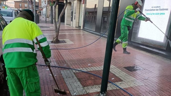 Parla aumenta un 40 % el nuevo contrato de limpieza a partir de enero