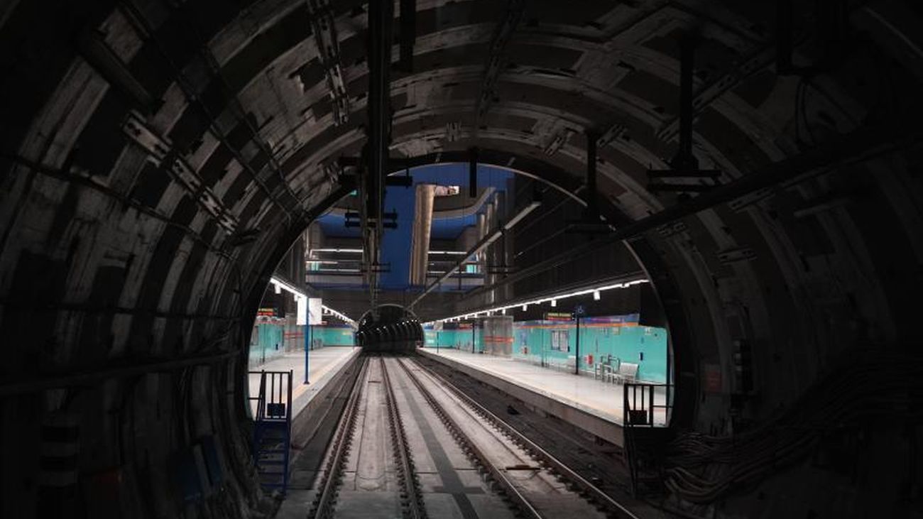 Túnel del metro de la línea 7B