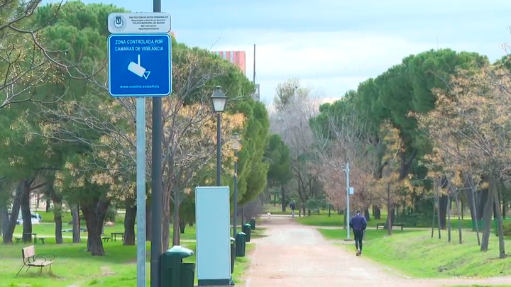 Más seguridad en Pradolongo: 14 cámaras con inteligencia artificial vigilan este parque de Usera