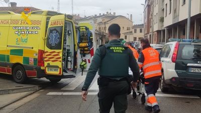 Da a luz en su casa y con ayuda de la pareja...de la Guardia Civil