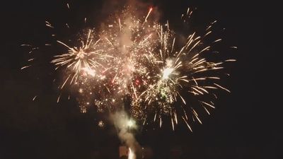 Aumenta la venta de petardos con la llegada de las fiestas y crecen las advertencias por seguridad