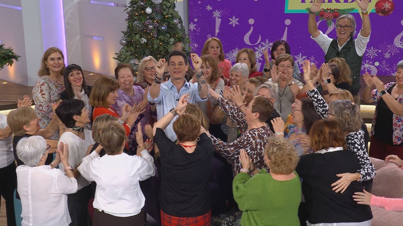 Poty sorprende a Christian Gálvez con un espectacular flashmob en pleno directo
