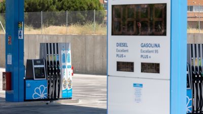 Los carburantes, a la baja: la gasolina arranca 2026 en mínimos históricos desde 2021