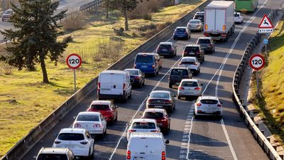 La DGT espera 5,5 millones de viajes en carretera con la última fase de Navidad