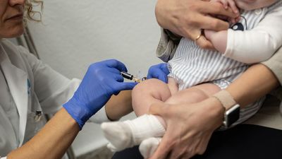 La vacuna de la hepatitis A se añade al calendario infantil por el aumento de casos