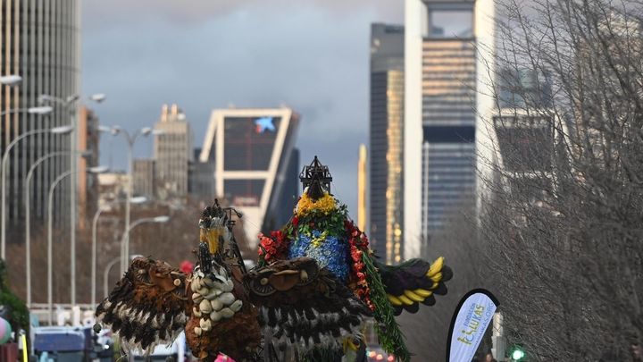 Ambiente previo a la cabalgata, a 5 de enero de 2024, en Madrid