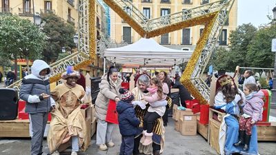 Una nueva campaña solidaria reparte más de 600 juguetes para niños en Lavapiés