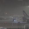 El temporal de nieve colapsa Europa y provoca cancelaciones de vuelos con impacto en Barajas