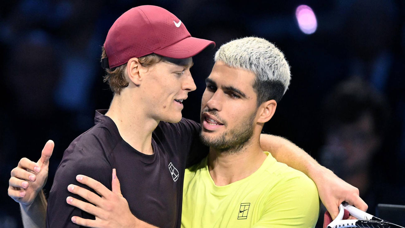 Carlos Alcaraz desata la locura en Seúl antes de enfrentarse a Sinner