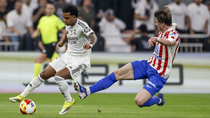 Rodrygo ante el Atlético de Madrid / EFE