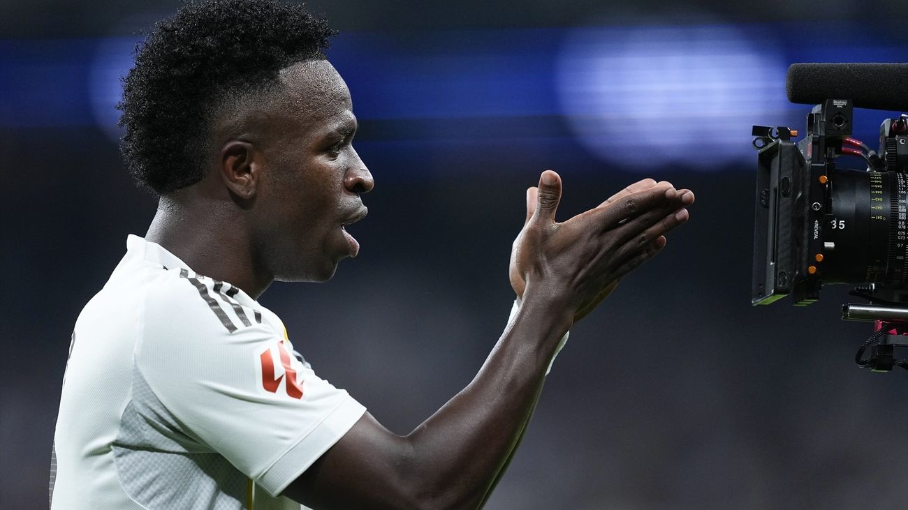Detenido un aficionado del Atlético de Madrid por insultos racistas a Vinicius