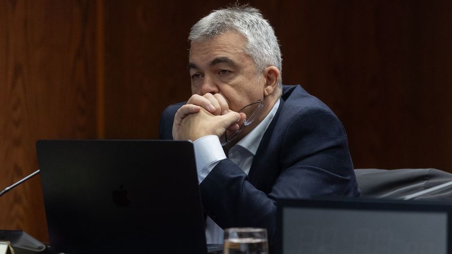 Una jueza cita a declarar a Santos Cerdán por presunto falso testimonio en la comisión Koldo