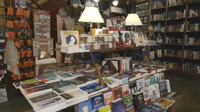 Madrid esconde una joya centenaria para los amantes de la aventura: la librería Desnivel
