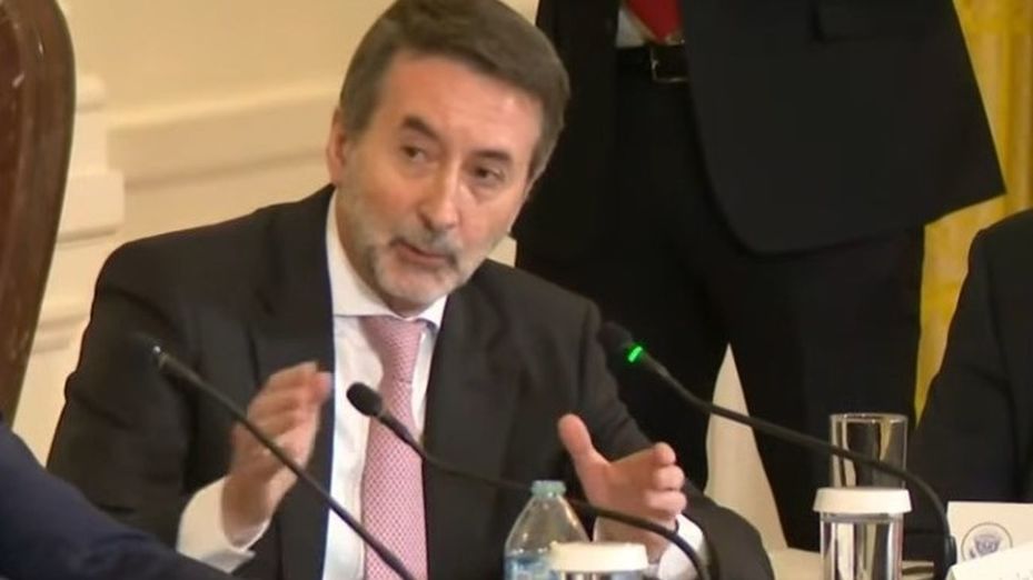 Repsol traslada a Trump que triplicará la producción de petróleo en Venezuela en los próximos años