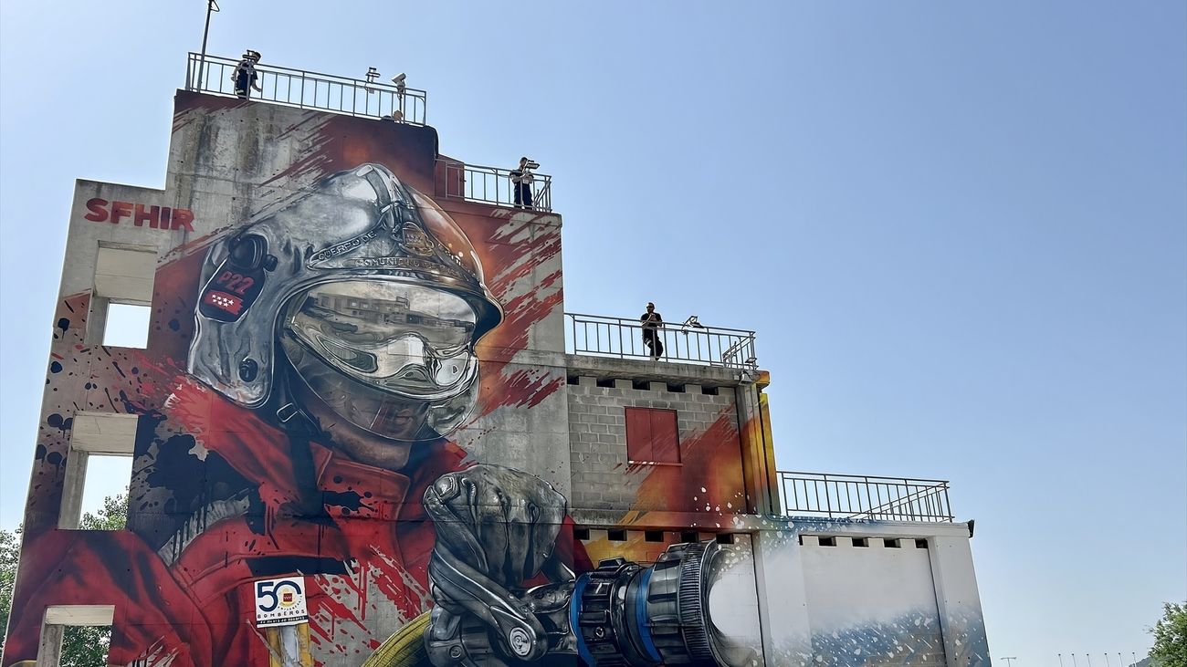 El mural del Parque de Bomberos de Alcalá