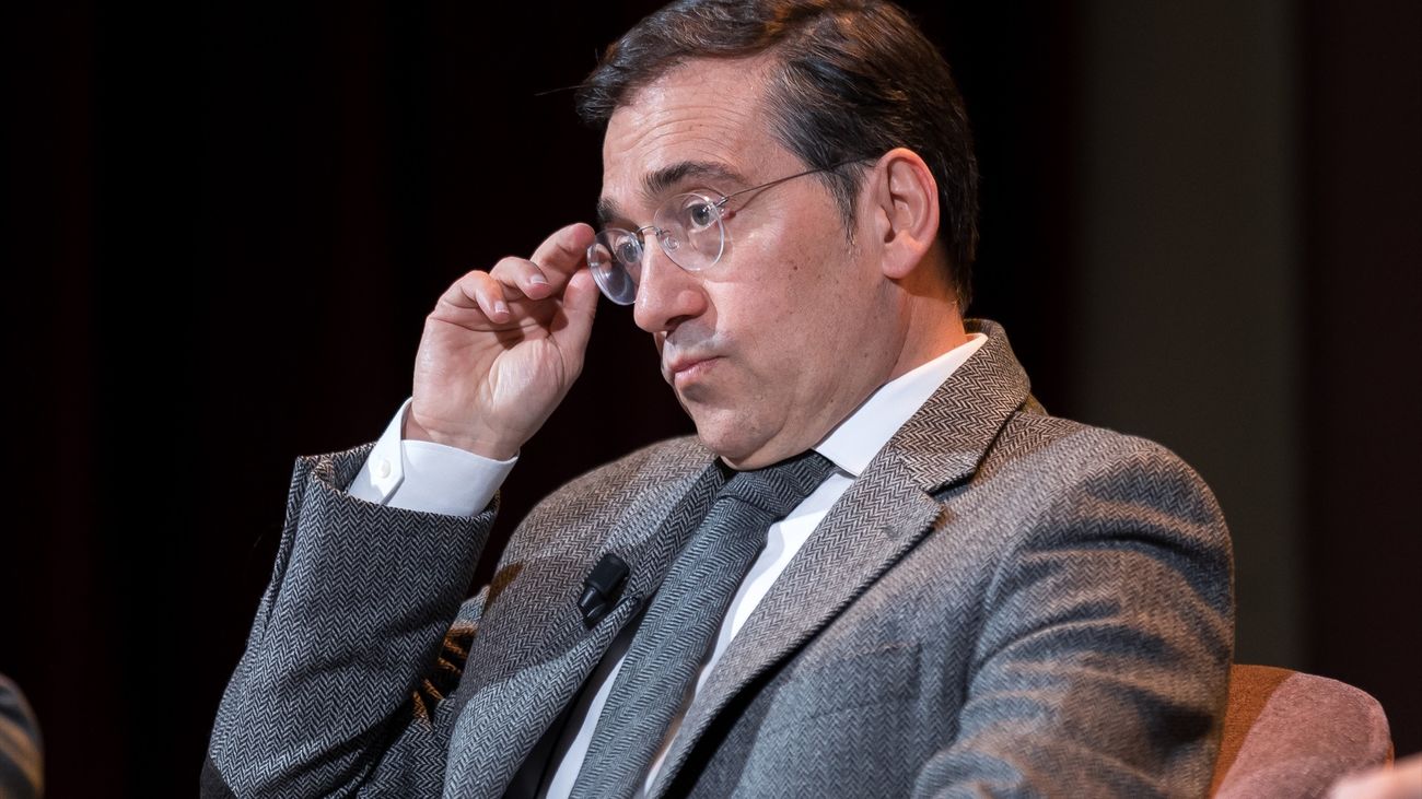 Albares se abre a reforzar la seguridad de Groenlandia desde la OTAN si hay una amenaza