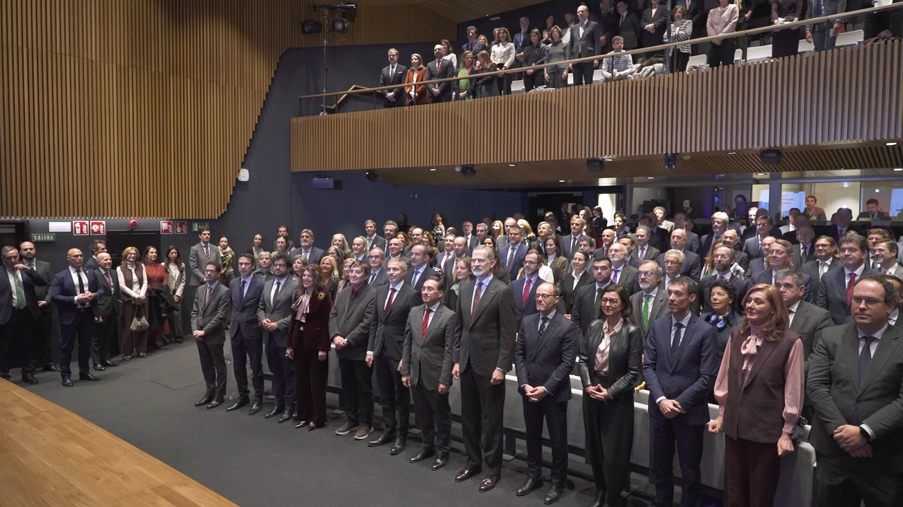 El Rey, con todos los embajadores que España tiene por el mundo