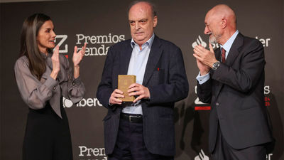 La Reina entrega los Premios Zenda