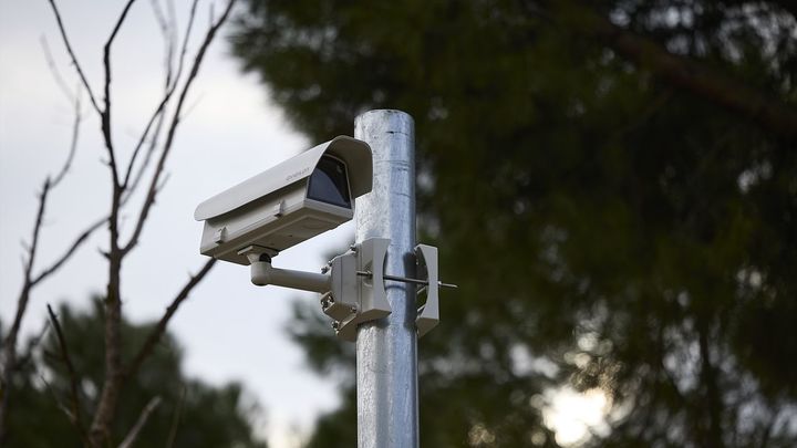 Madrid amplía la videovigilancia con cámaras en Parque Paraíso y Peña Gorbea