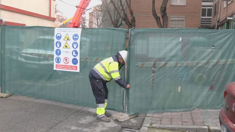 Los vecinos del edificio de Carabanchel podrán recoger este martes algunas de sus pertenencias