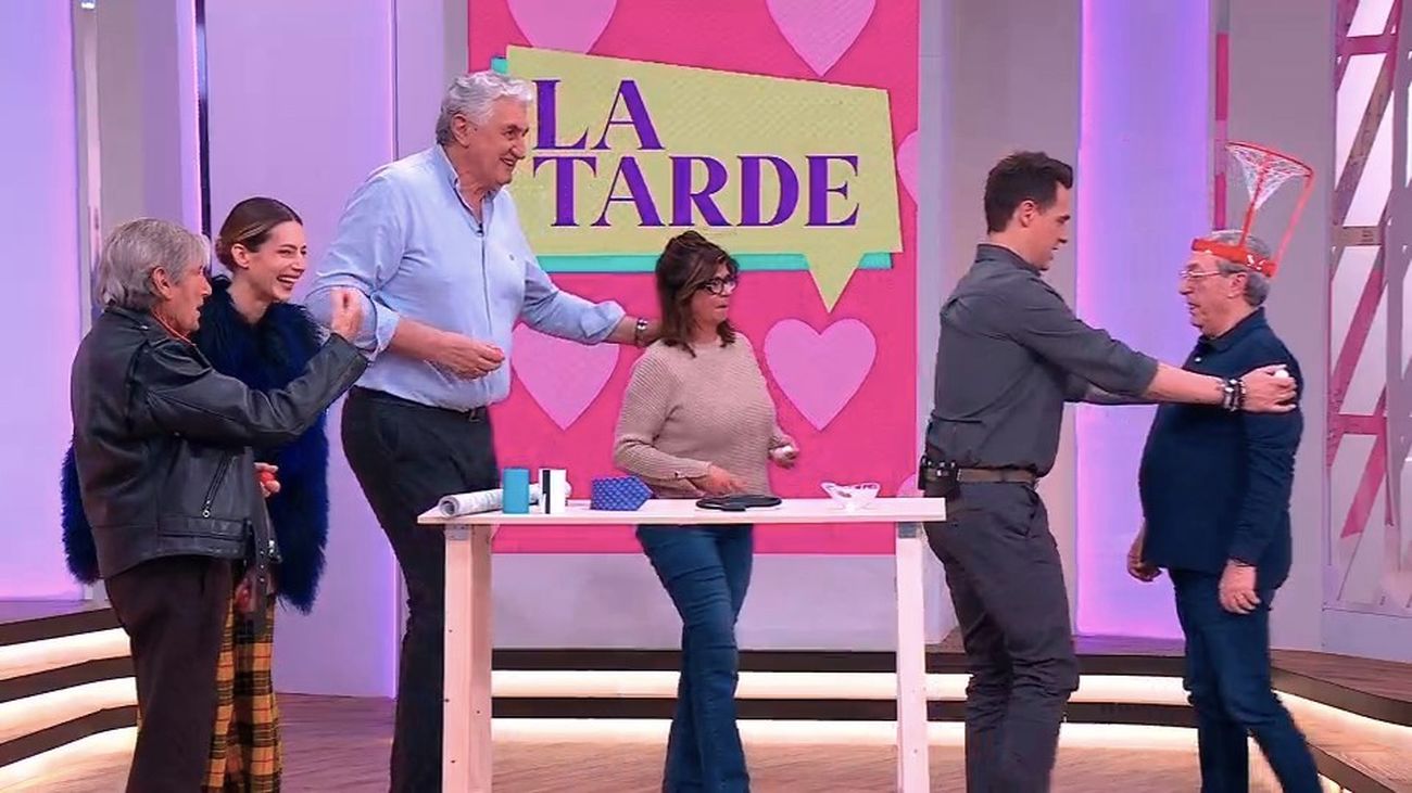 Romay convierte la tarde en una fiesta de humor y baloncesto