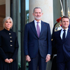 Los Macron reciben al rey Felipe VI en el Palacio del Elíseo