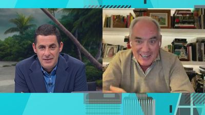 El doctor Cabrera sobre la denuncia a Julio Iglesias: "Son botes de humo que le convienen mucho a quien le conviene